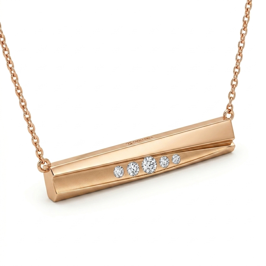 Giolleria solitaire pendant closeup